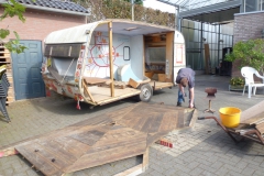 03-caravan (1)